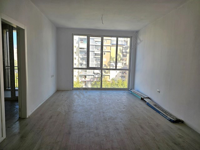 
One bedroom apartment for sale in the area of ish Fusha Aviaiconit, in Tirana, Albania.
It is pos